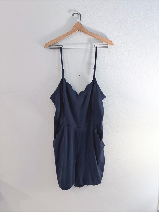 41 Hawthorn Dresses & Skirts - Women's Navy Scallop Neck Sleeveless Romper